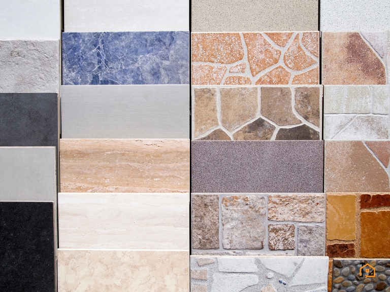 Próbki i wzory płytek ceramicznych w różnych kolorach i fakturach
